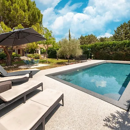 Near Centre Private Terrace Private Garden Boules Court Callian (Var)