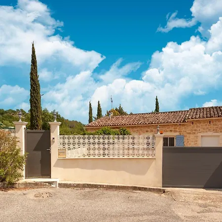Near Centre Private Terrace Private Garden Boules Court Villa